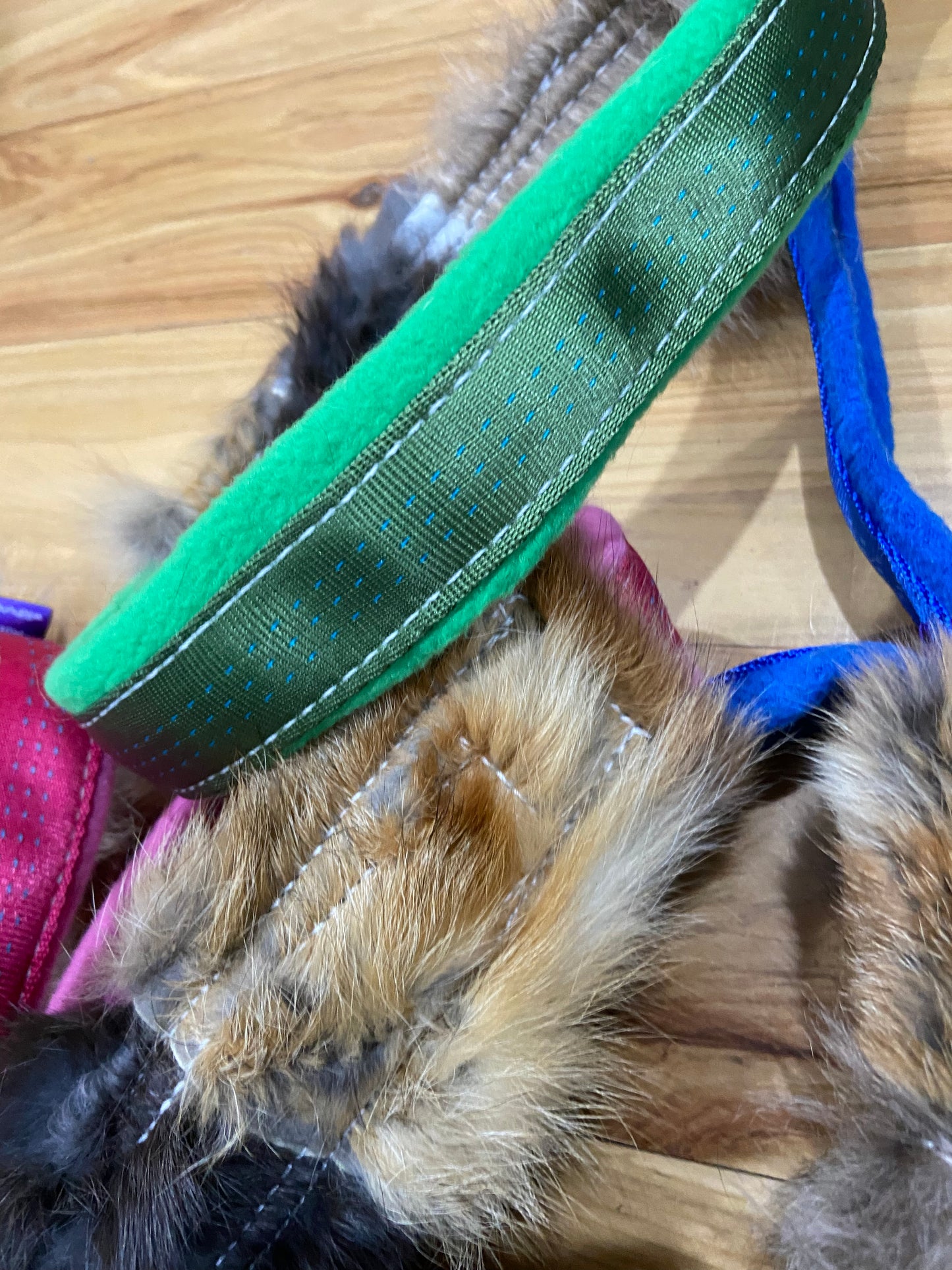 Wild-Tug Fur Mix Ring Tug
