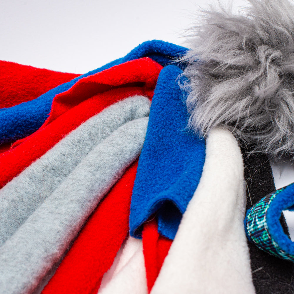 Wild-Tug Wattle Ultra Fluff Sheepskin Bungee Tug Toy with Padded Handle