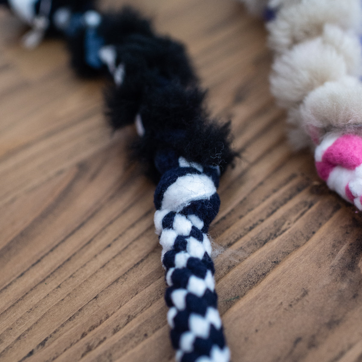 Zoom and Play Sheepskin Tug Ball
