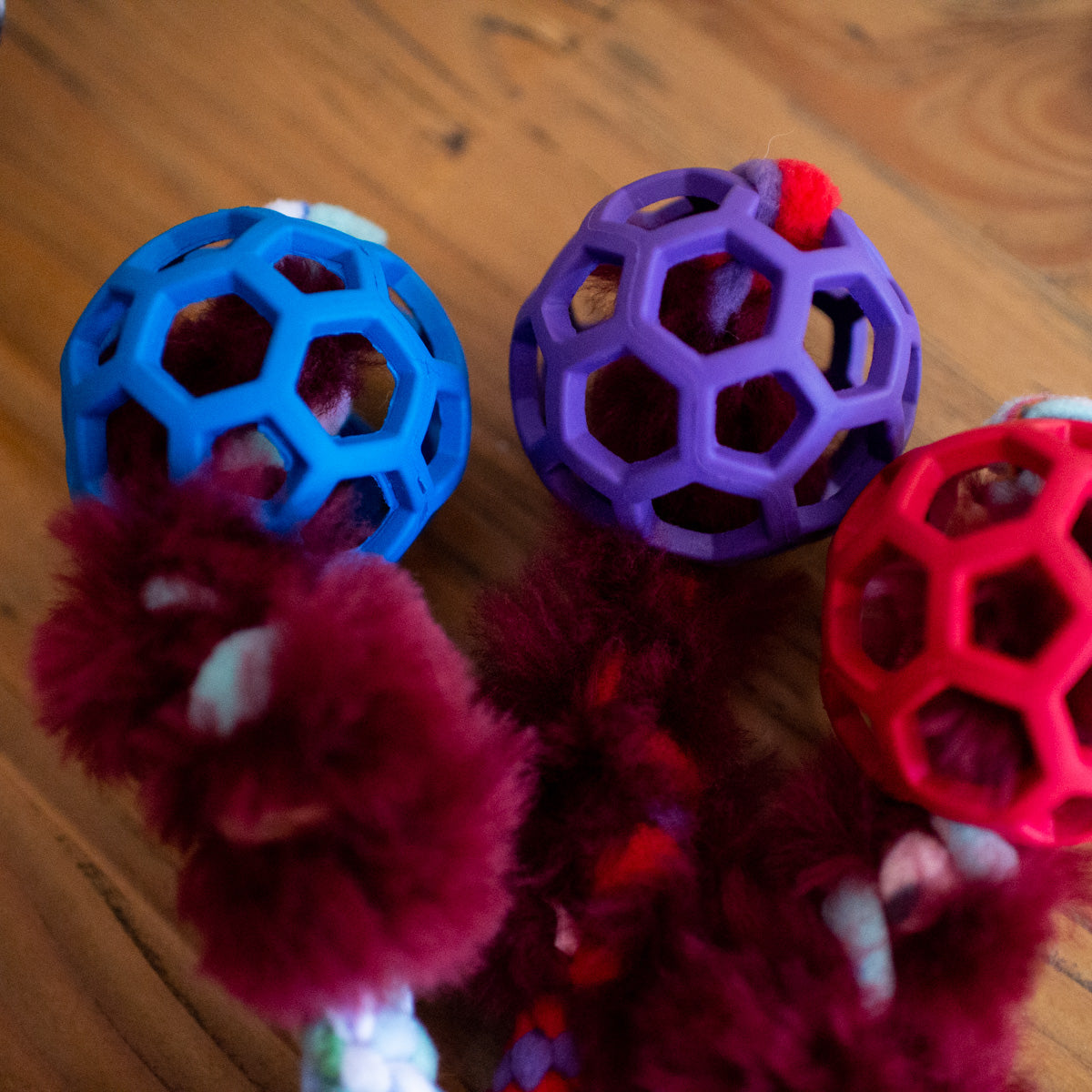 Zoom and Play Sheepskin Tug Ball