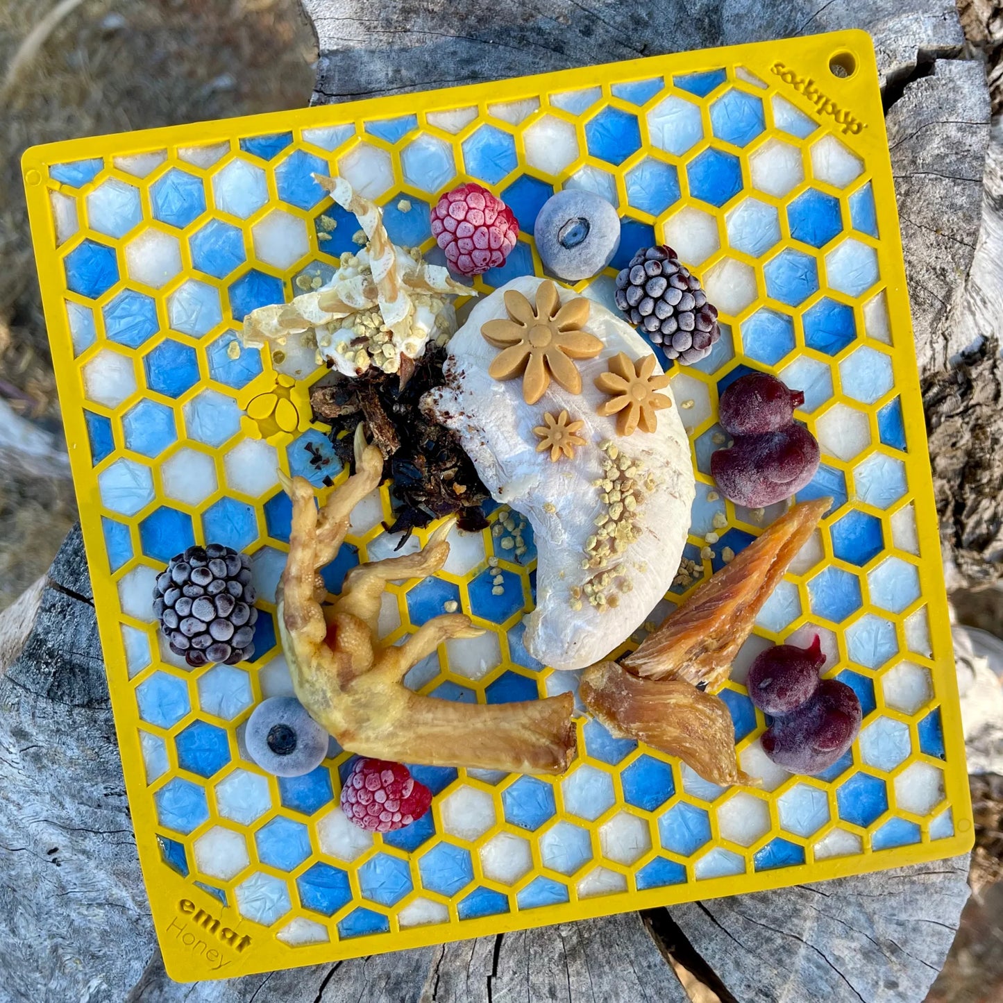 SodaPup Honeycomb Enrichment Mat