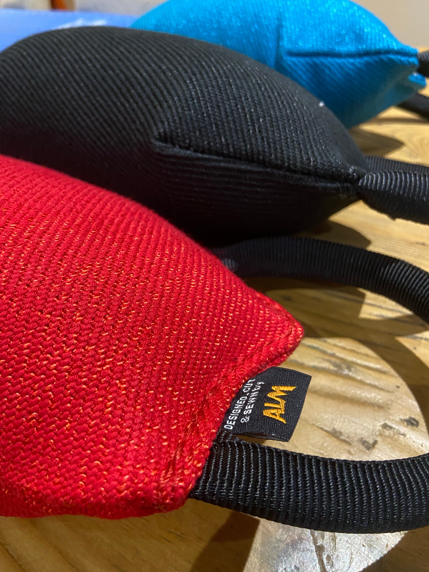 Wildhunde Pocket Play and Bite Pillow