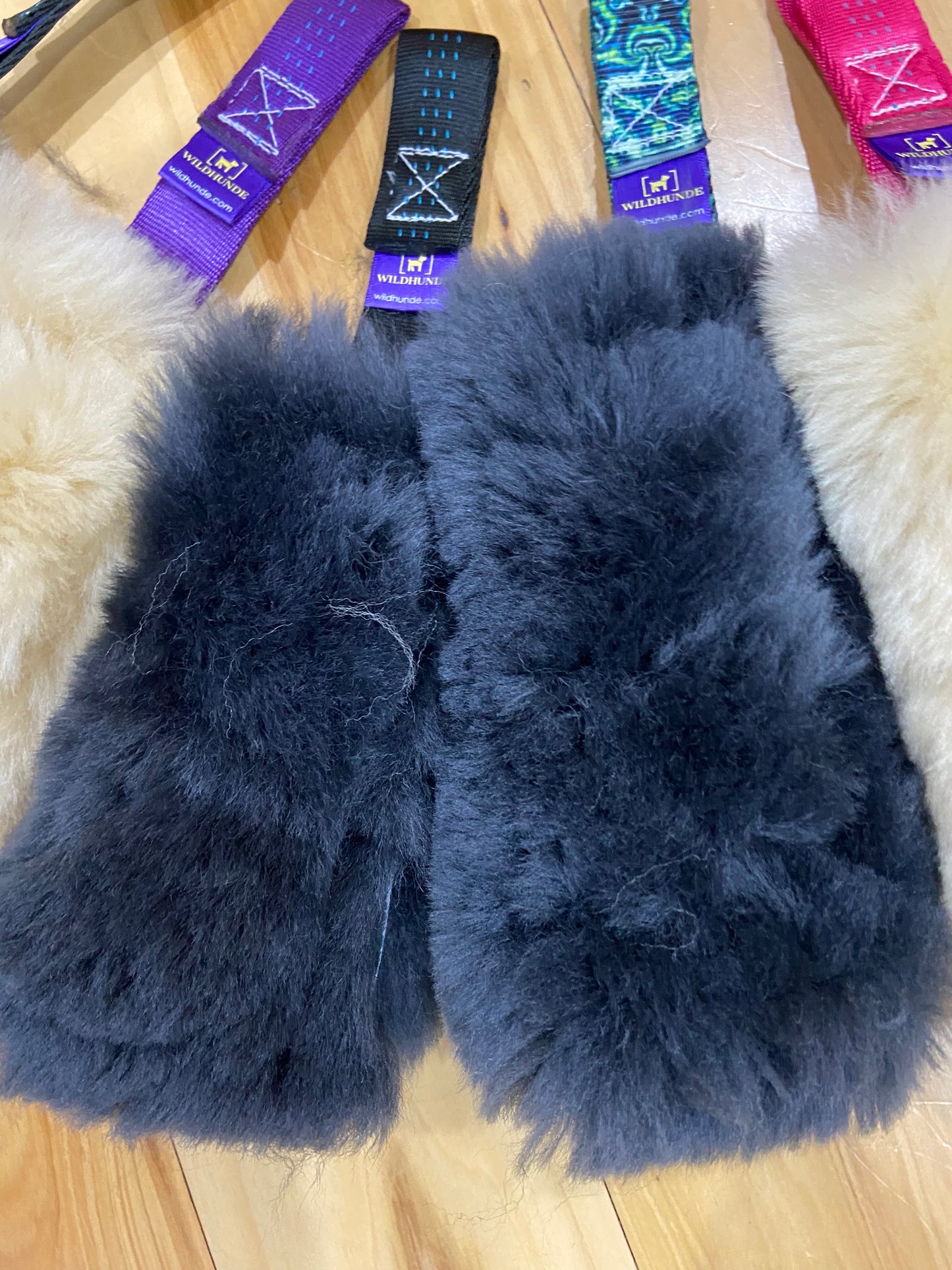 Wild-Tug Sheepskin Flirt Pole Attachment