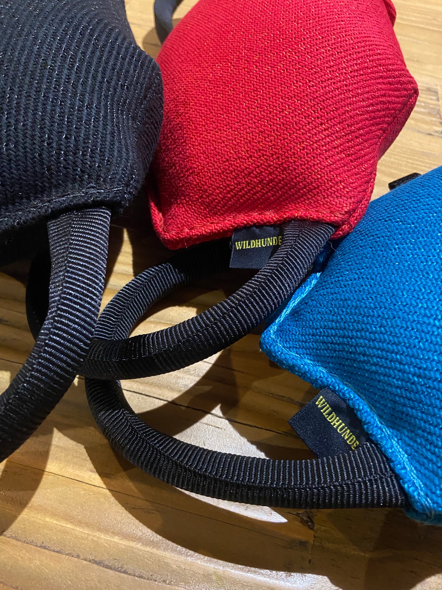 Wildhunde Pocket Play and Bite Pillow