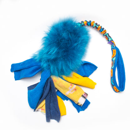 Wild-Tug Wattle Ultra Fluff Sheepskin Bungee Tug Toy with Padded Handle